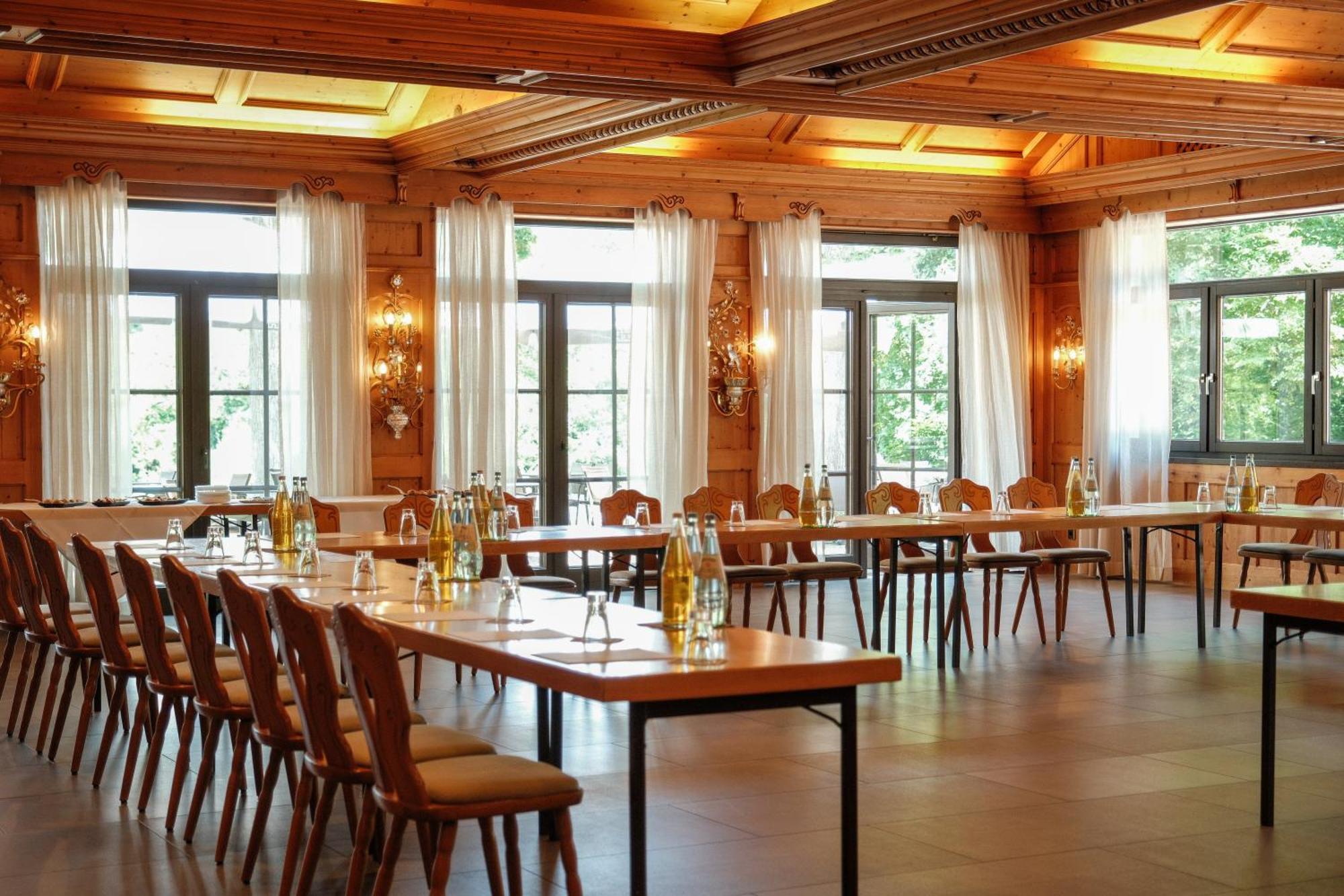 Hotel-Restaurant Kreuzberghof Tagungs- Und Veranstaltungshotel Tiefenbach  Экстерьер фото